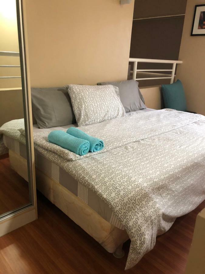 Loft Condo Beside Shangri-La Fort Manila Eksteriør billede